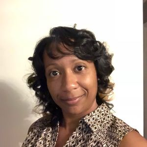 Meet your Posher, Carolyn t